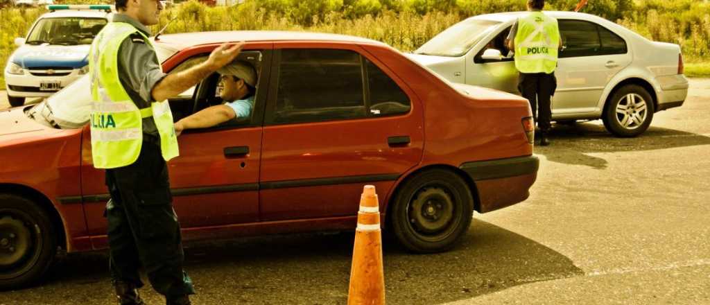 Chau papel: la poliza de seguro puede llevarse en el celular en todo el pa&iacute;s