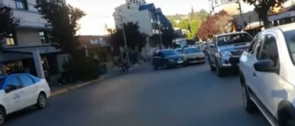 Se viralizó el video de una violenta discusión en Bariloche