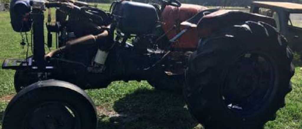 El dueño de una finca de Maipú murió aplastado por un tractor