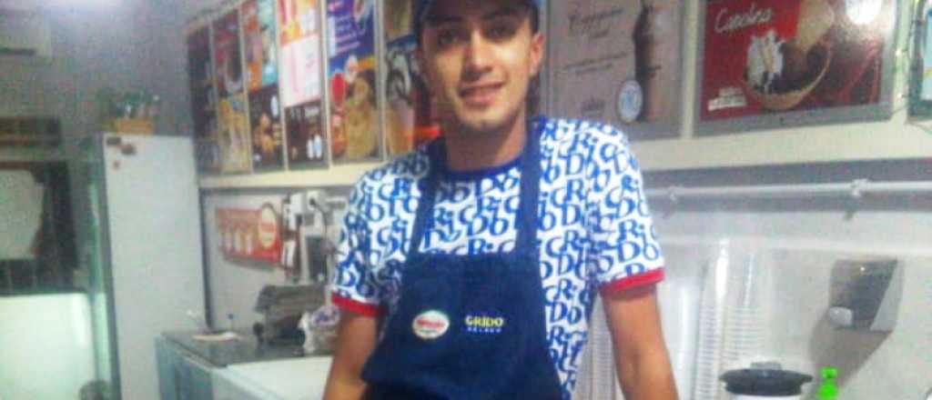 La Paz: trabaja en una heladería y devolvió una billetera con más de $20.000