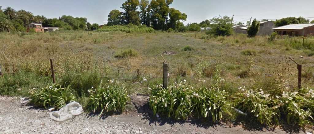 Horror: encontraron un bebé calcinado en un descampado de La Plata