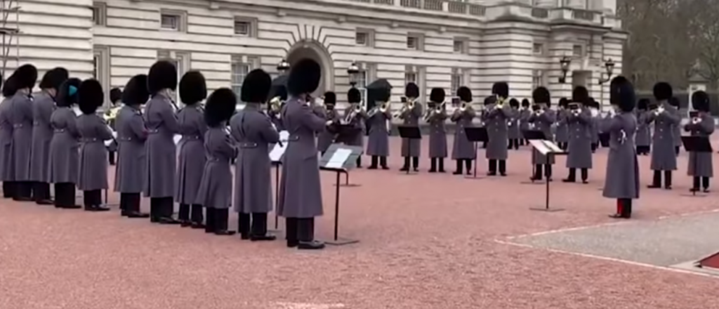 La Guardia Real inglesa y su impresionante versión de "Bohemian Rhapsody"