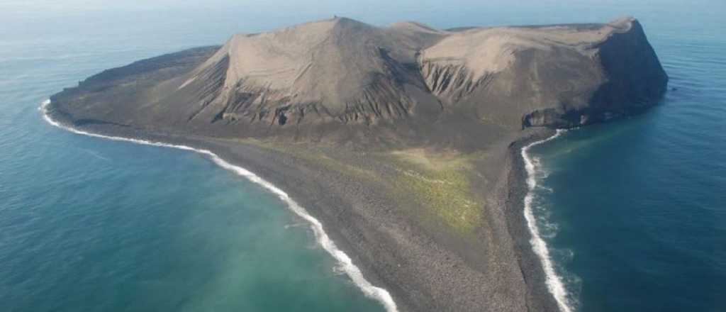 Así es la isla más joven del mundo que desaparecerá en 2100