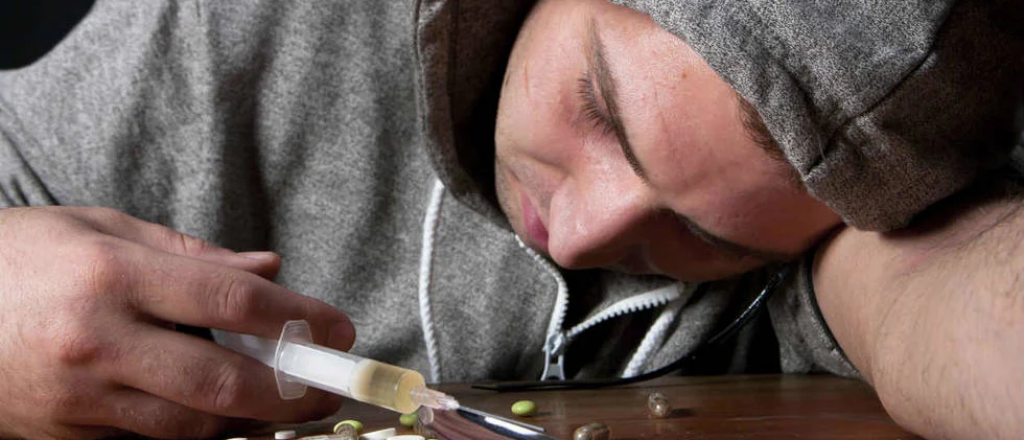 Estiman que en el país hay "tres millones de adictos a diversas drogas"
