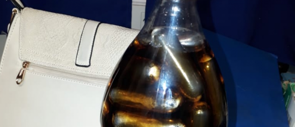 Salta: Gendarmería decomisó cápsulas de droga en una botella de gaseosa
