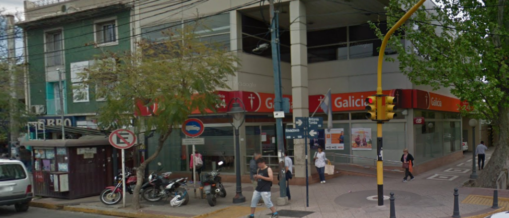 Amenaza "berreta" de bomba en un banco en Godoy Cruz