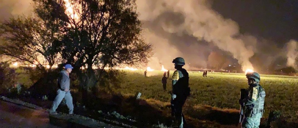 Al menos 66 muertos en México tras la explosión de un ducto de combustible
