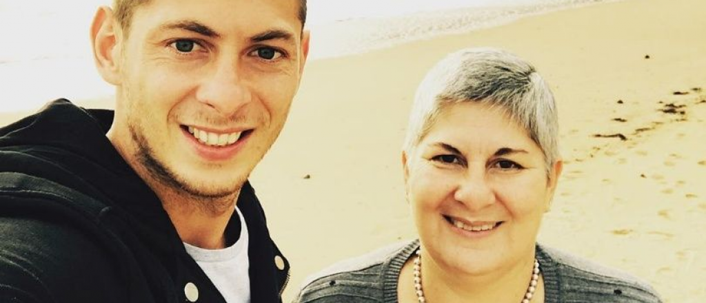 "Hablé con Emi antes del despegue", dijo la mamá de Sala