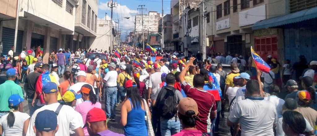 Ocho muertos en medio de protestas contra Maduro en Venezuela