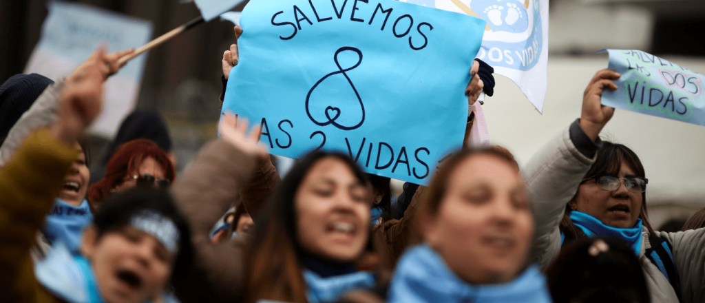 Grupos "pro vida" reclaman el cuerpo de "Esperanza", la beba muerta en Jujuy