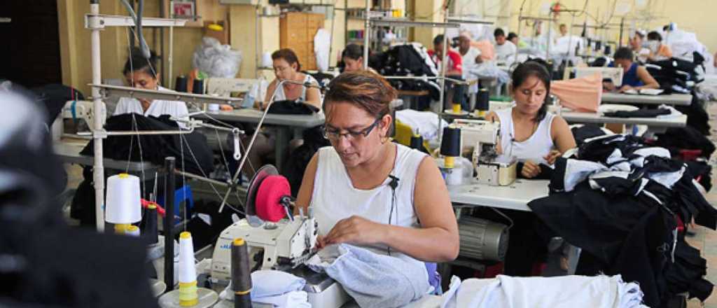 Guaymallén da capacitaciones gratuitas en materia textil