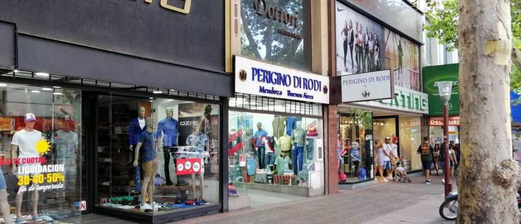Robo, persecuci&oacute;n y detenidos en pleno centro de Mendoza