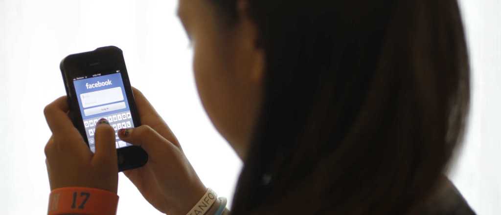  C&oacute;mo ver (y borrar) el historial de b&uacute;squeda de Facebook