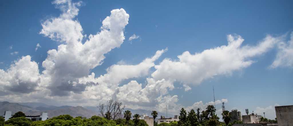 El tiempo en Mendoza: finde caluroso y nublado