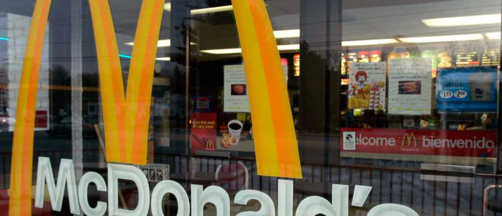 McDonald's aceptará abrazos en lugar de dinero