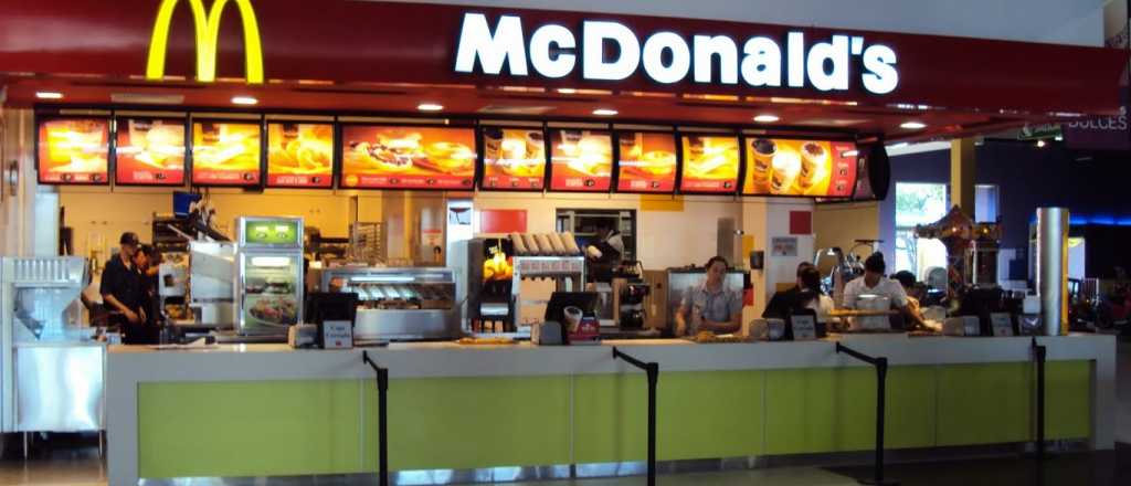 Anulan el acuerdo entre el Gobierno y McDonalds por el "primer empleo"