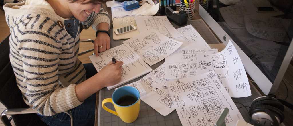 El ins&oacute;lito fen&oacute;meno de ver a otros estudiando que triunfa en YouTube