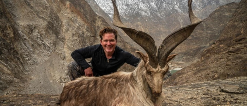 Pagó 110 mil dólares para matar una cabra en peligro de extinción