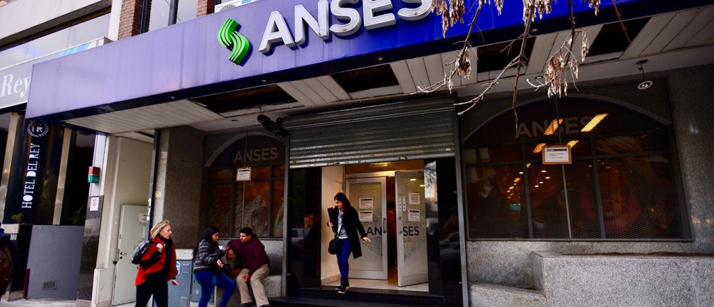 Tres oficinas de Anses en Mendoza comenzarán a atender al público