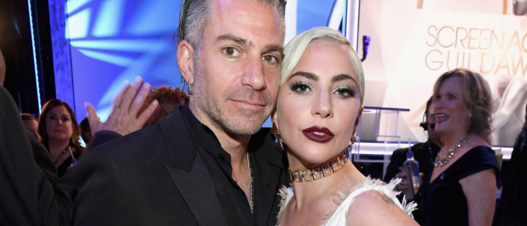 Lady Gaga rompió su compromiso y los fans la quieren con Bradley Cooper
