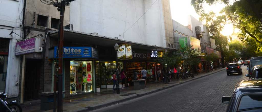 Otra obra en el olvido: cuando el Estado prometi&oacute; recuperar el Gran Rex