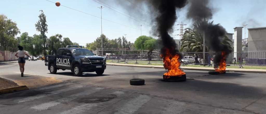 M&aacute;s de cien personas protestaron en el Corredor por la muerte de Camila P&eacute;rez