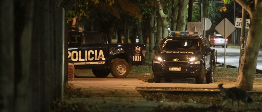 Murió un hombre al ser atropellado y el conductor huyó, en Rivadavia