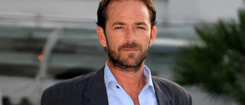 Muri&oacute; Luke Perry, protagonista de la serie Beverly Hills, 90210 
