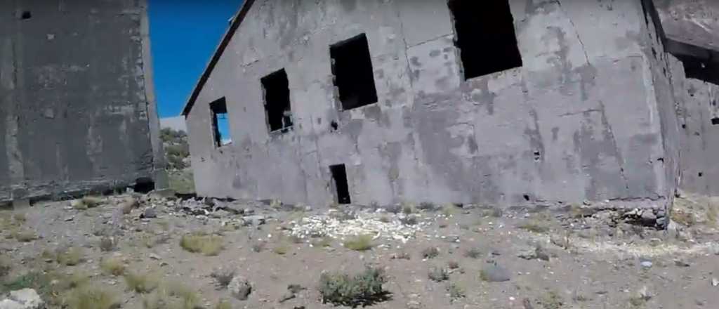 Video: paseo por una tétrica mina abandonada de San Rafael