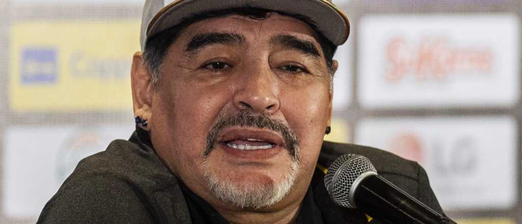 El mensaje de Maradona sobre su salud: "Me piden que pare"