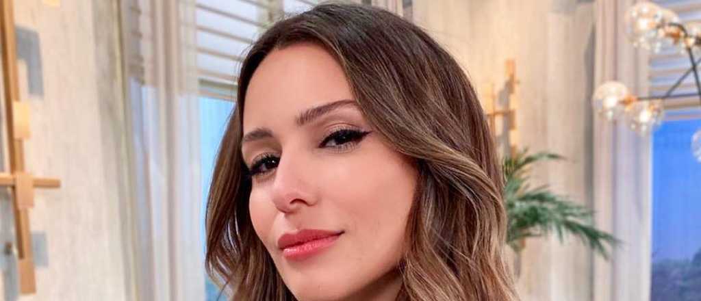 Pampita y Vicu&ntilde;a orgullosos del debut de su hijo como "modelo"