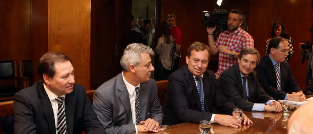 La Corte ratificó el freno a la reelección indefinida de los intendentes