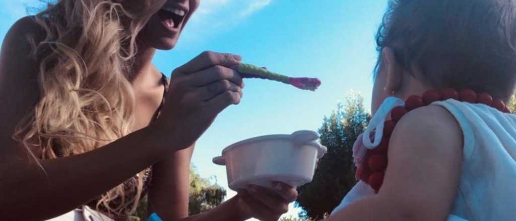 Video: as&iacute; Benja Vicu&ntilde;a le ense&ntilde;&oacute; a caminar a su hija Magnolia