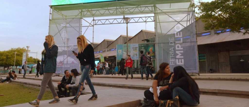 Llega a Mendoza la "Feria Futuro" para ayudar a jóvenes a conseguir empleo