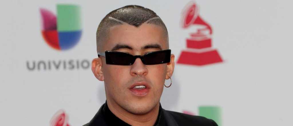 Bad Bunny public&oacute; una foto semidesnudo que hizo delirar a sus fans