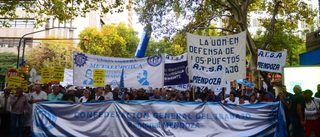 En Mendoza también marcharon contra las políticas de Macri 