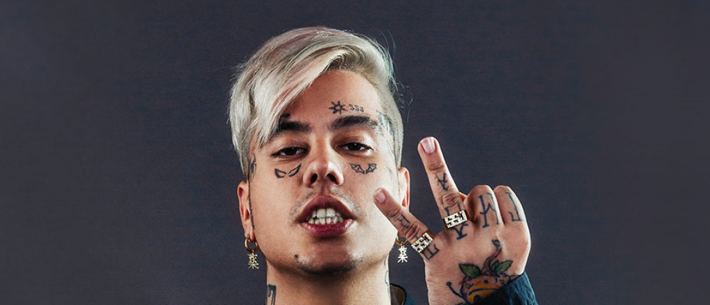 Video: el rapero Duki se metió a defender a un joven en una pelea callejera