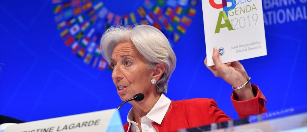 Lagarde afirmó que "Argentina está saliendo del fondo"