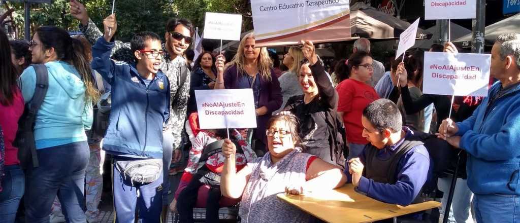 Reclamaron en Mendoza por el atraso en los reintegros por discapacidad