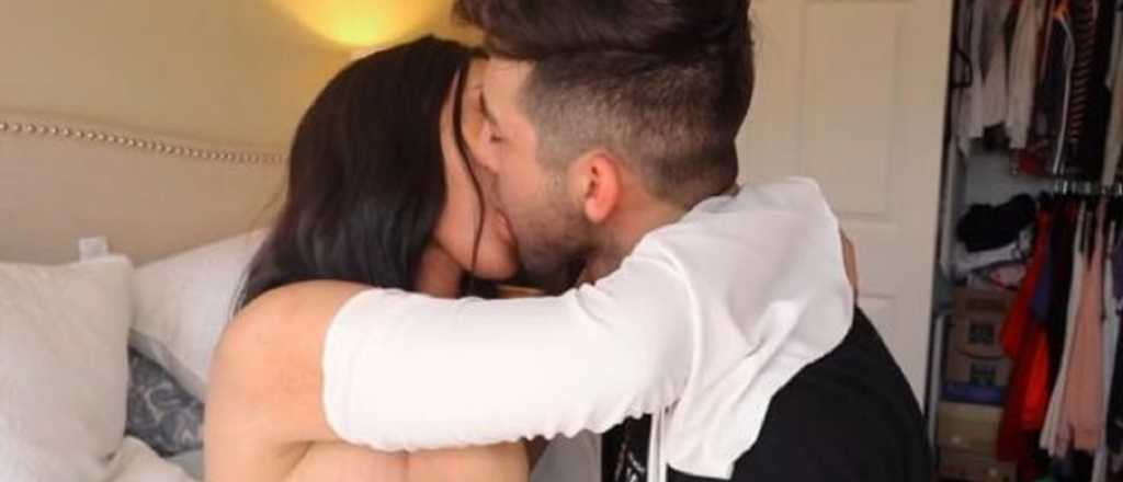 Un youtuber besó a la hermana y miles de personas lo repudiaron