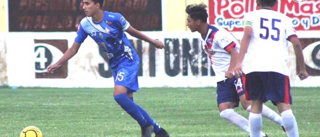 El mito se hizo realidad: la hinchada que us&oacute; parlantes para alentar al equipo