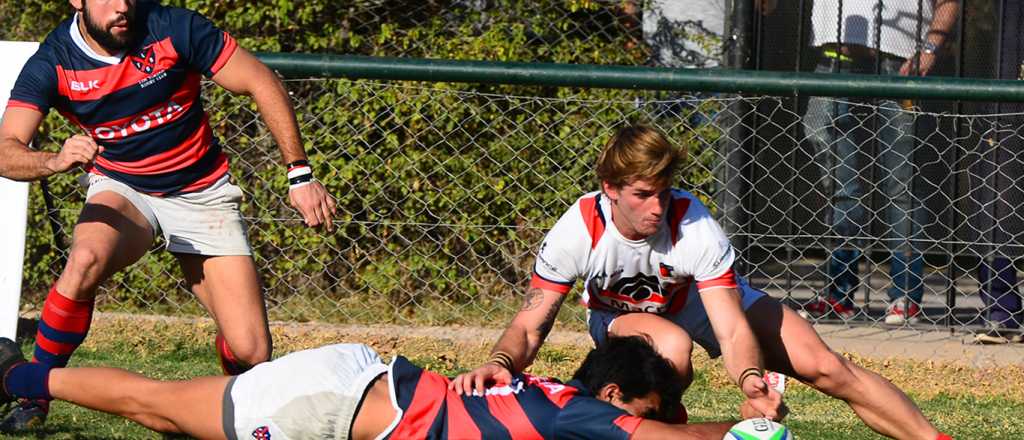 Fotos: Los Tordos venci&oacute; a Marista y festej&oacute; en el cl&aacute;sico