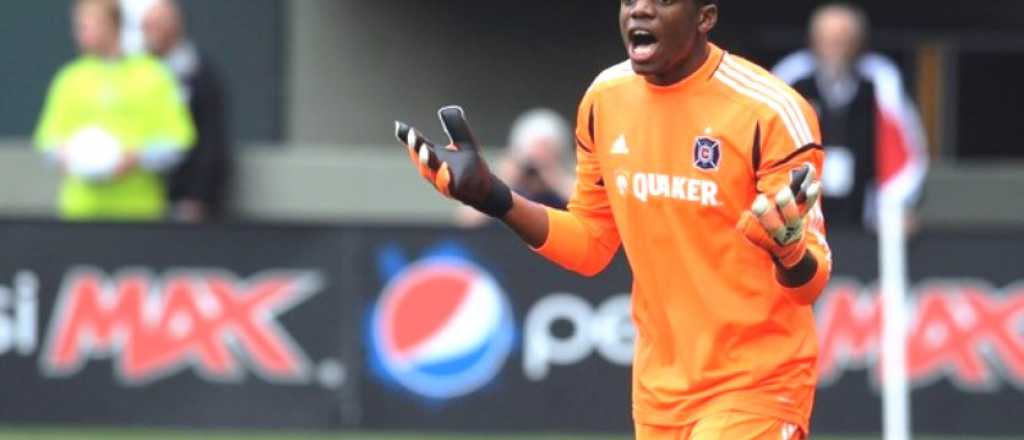 Video: un arquero se meti&oacute; un absurdo gol en contra en Estados Unidos