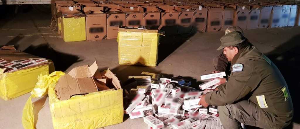 Contrabando: secuestraron 108 mil paquetes de cigarrillos en Las Heras