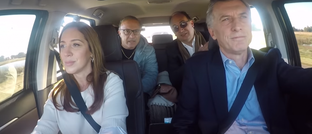 Multaron a un intendente por no usar cintur&oacute;n en un spot con Macri 