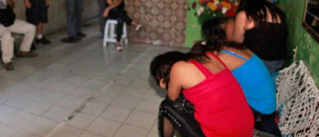 Investigan en San Luis una red de trata que entrega a las víctimas por whatsapp