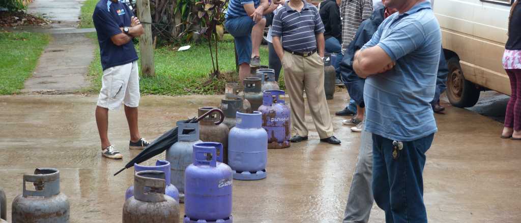 Las garrafas del programa 'Hogar' en Mendoza se venden m&aacute;s caras