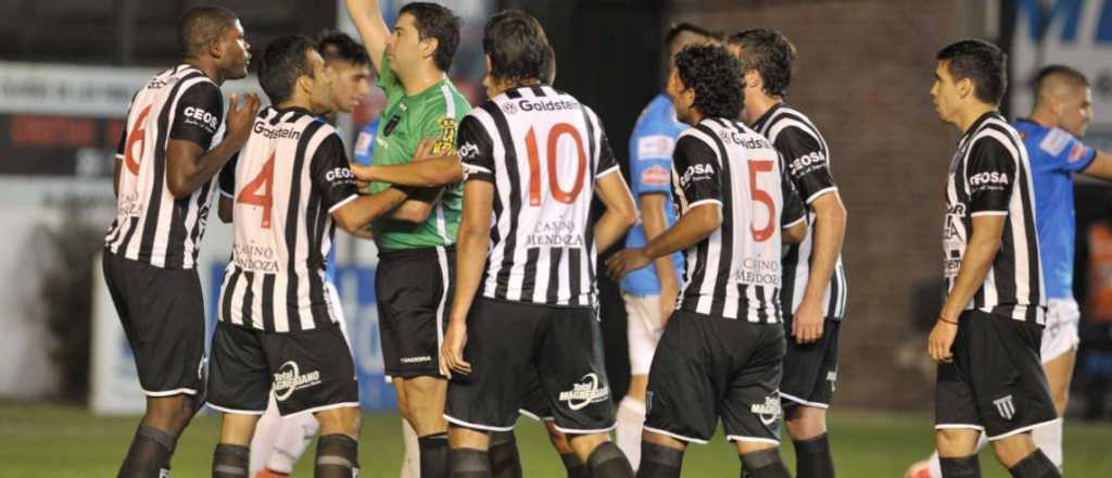 ¿El arbitro estaba comprado?: La escandalosa denuncia de Gimnasia