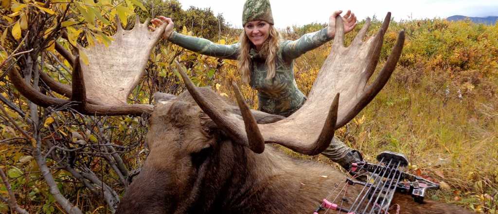 Una cazadora publica fotos de sus presas y desató la polémica