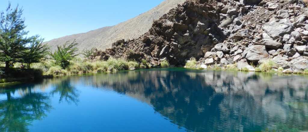 Bellezas mendocinas: la magia de la Laguna de la Niña Encantada